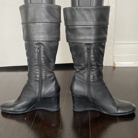 ALDO black leather wedged boot w/inside zip and upper cuff size 39 - Picture 4 of 9